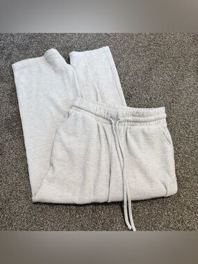 Women’s Gray Waffle Knit Wide Leg Lounge Sweatpants Medium